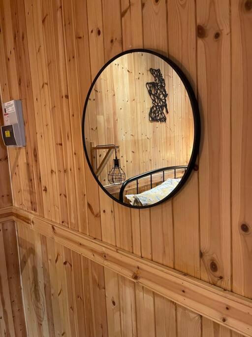 Taigh Beag Apartamento Inverlochy Exterior foto
